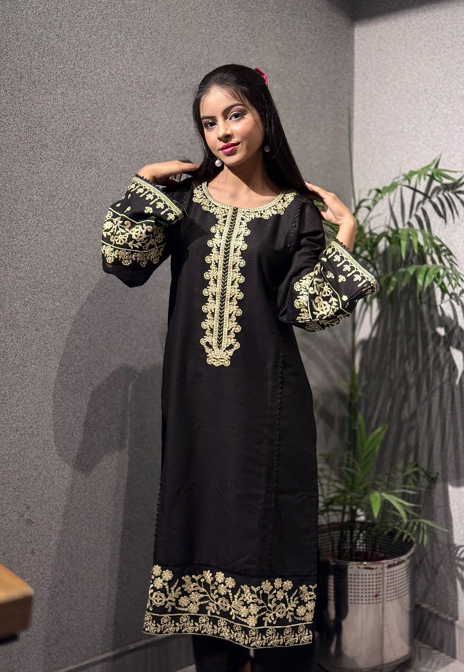 EMBROIDERED LONG SHALWAR QAMEEZ BLACK